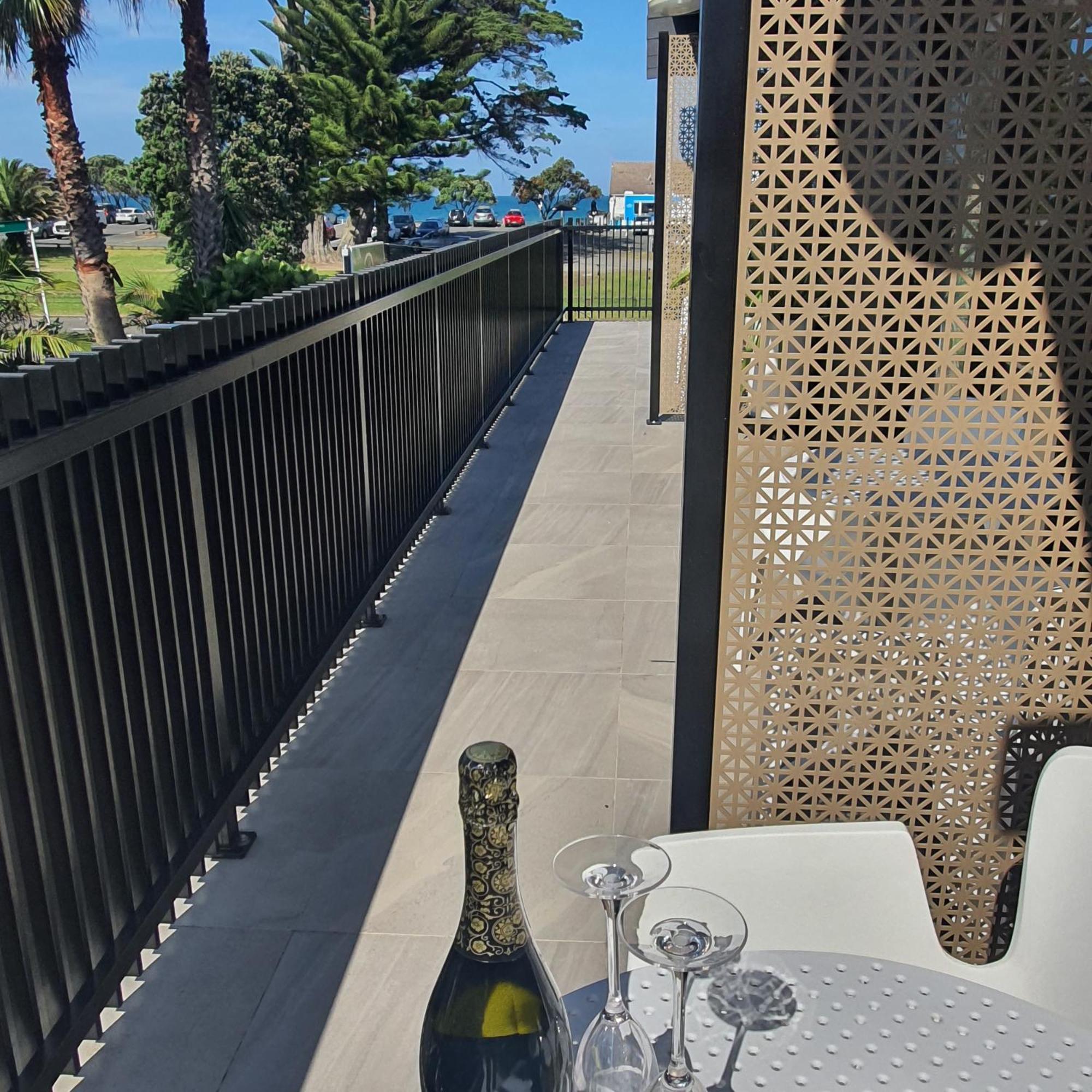 Orewa Beachcomber Exteriér fotografie