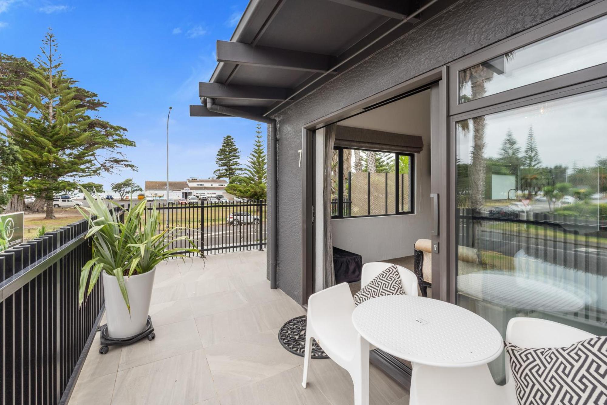 Orewa Beachcomber Exteriér fotografie